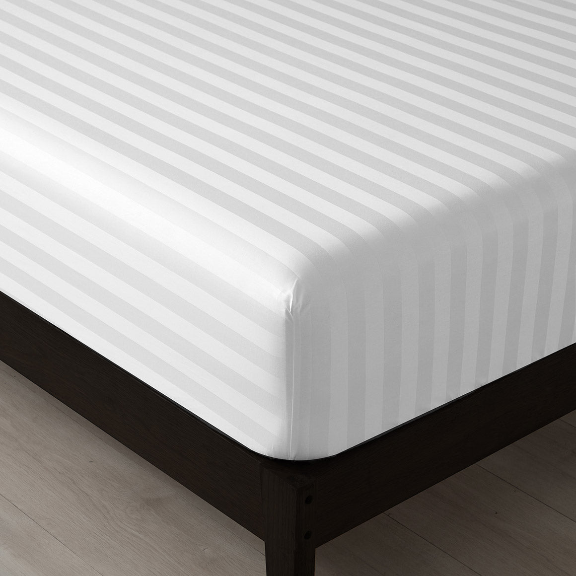 Sonoma Fitted Sheet Polite Society