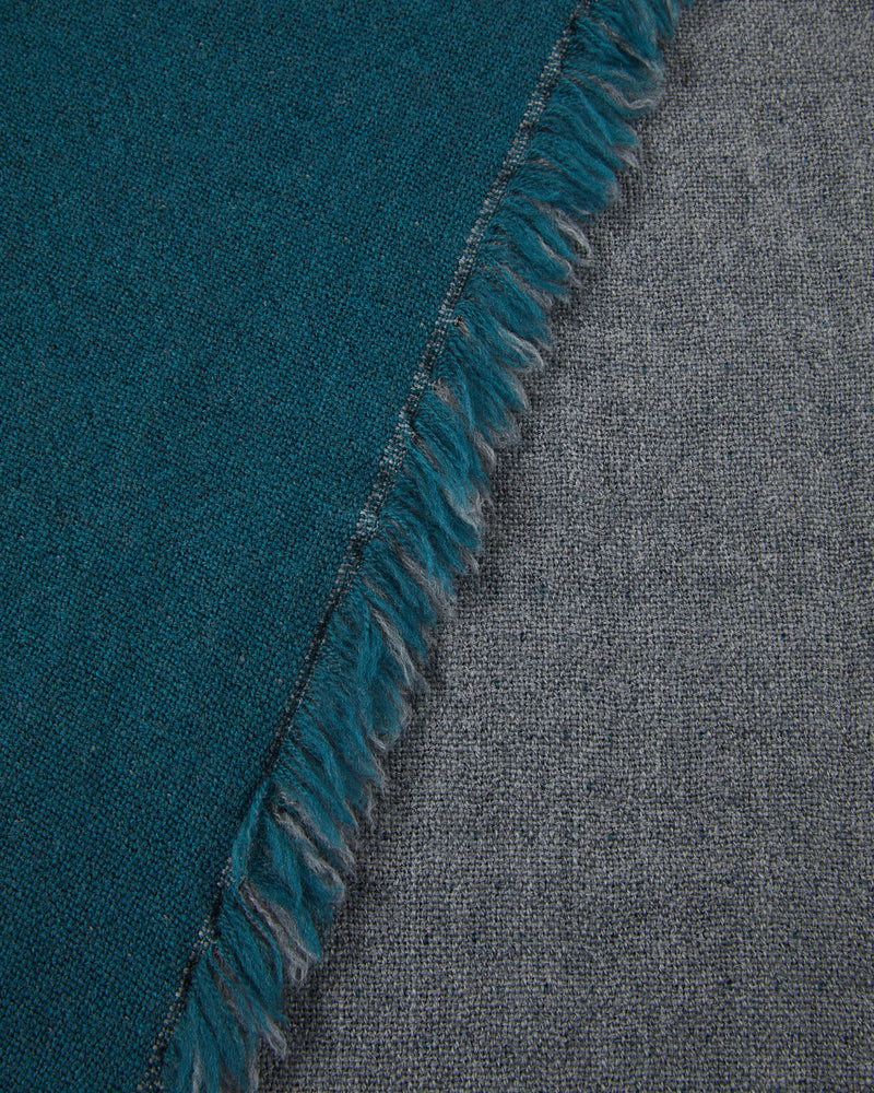 Zebio - Throw Rug